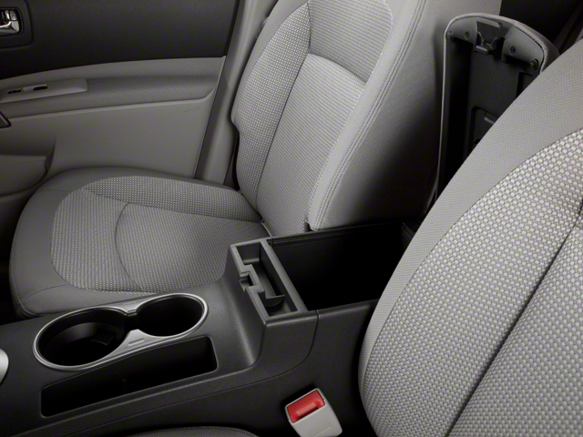 2013 Nissan Rogue SV w/SL Package