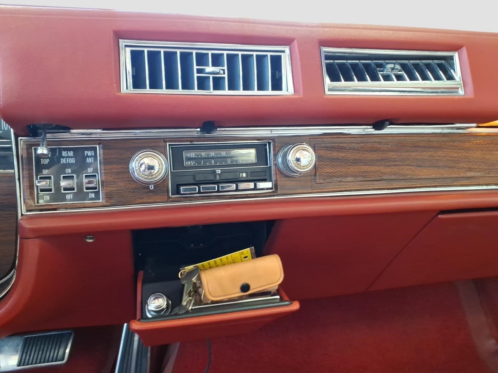 1976 Cadillac ELDORADO 4 DR