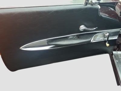 1960 Ford Thunderbird Deluxe