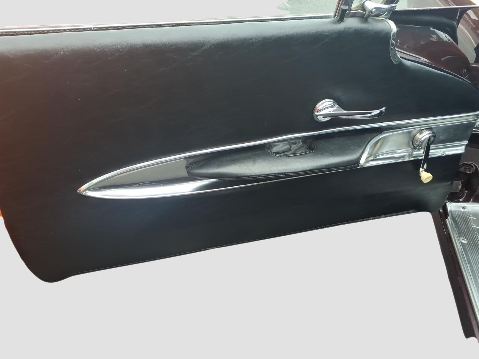 1960 Ford Thunderbird Deluxe