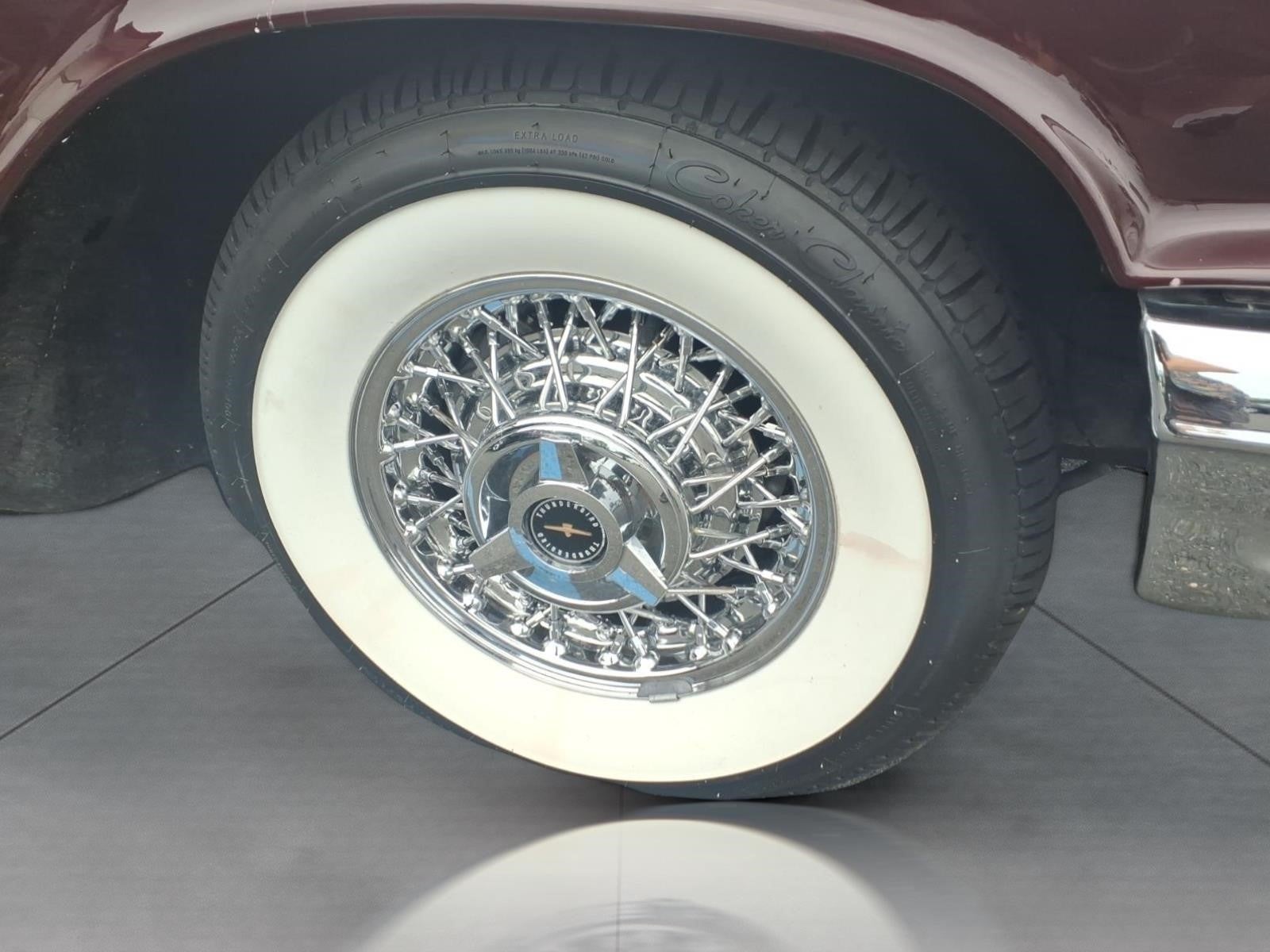1960 Ford Thunderbird Deluxe