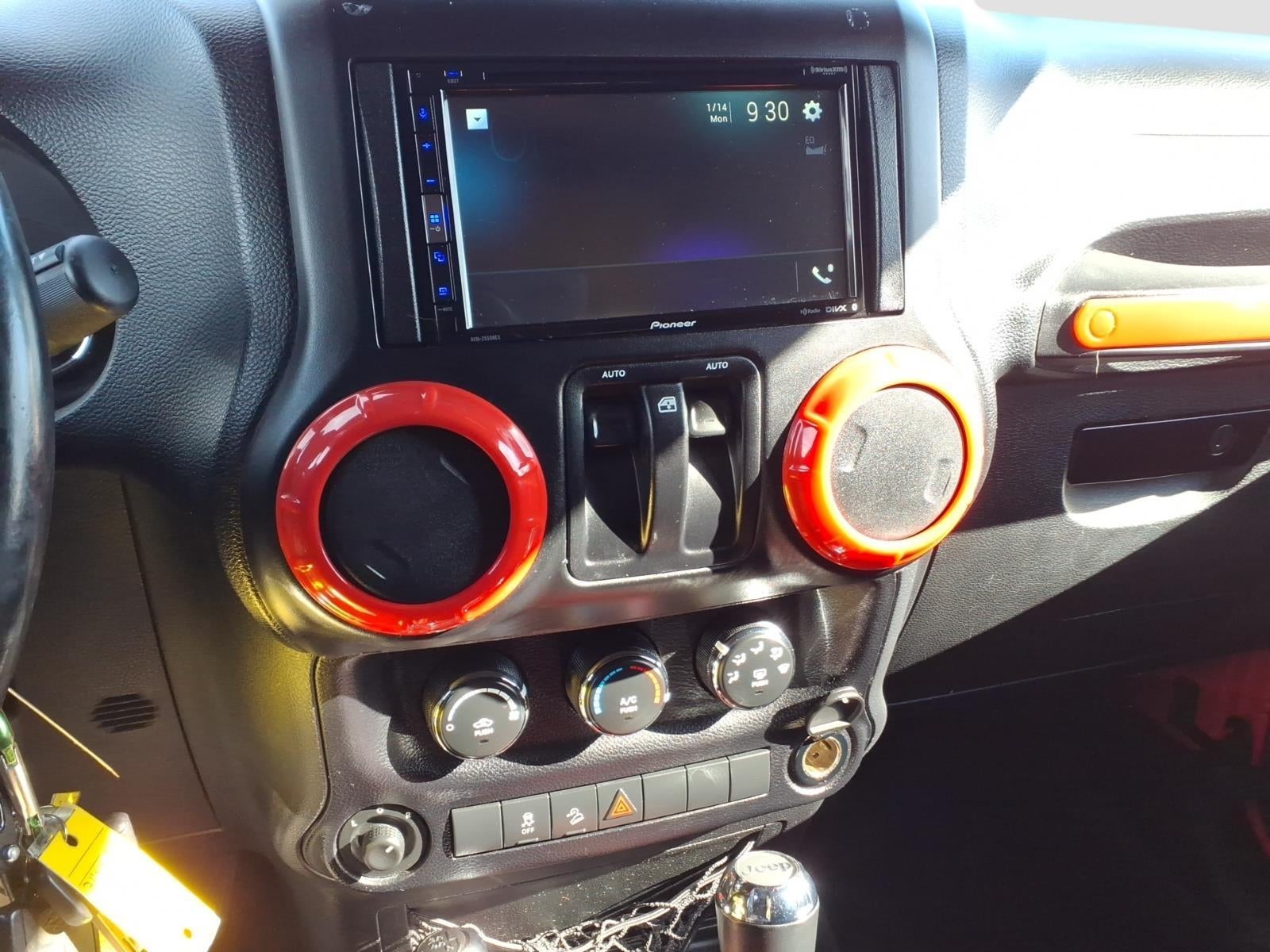 2013 Jeep Wrangler 4WD 2DR SPORT