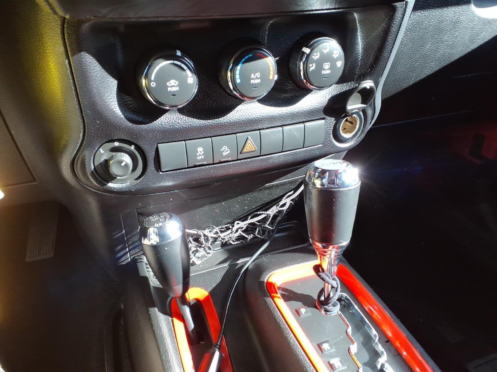 2013 Jeep Wrangler 4WD 2DR SPORT