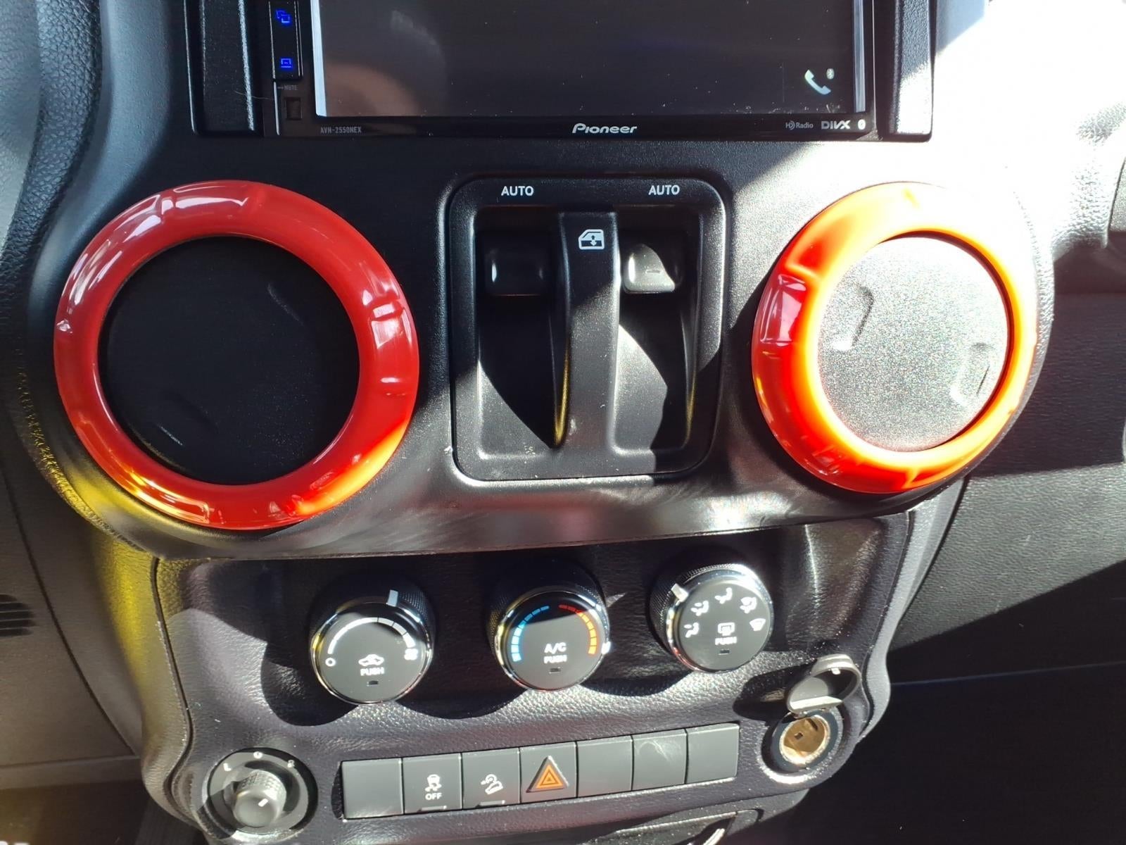 2013 Jeep Wrangler 4WD 2DR SPORT