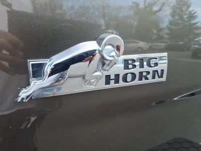 2012 RAM 1500 4WD CREW CAB 140.5 BIG H