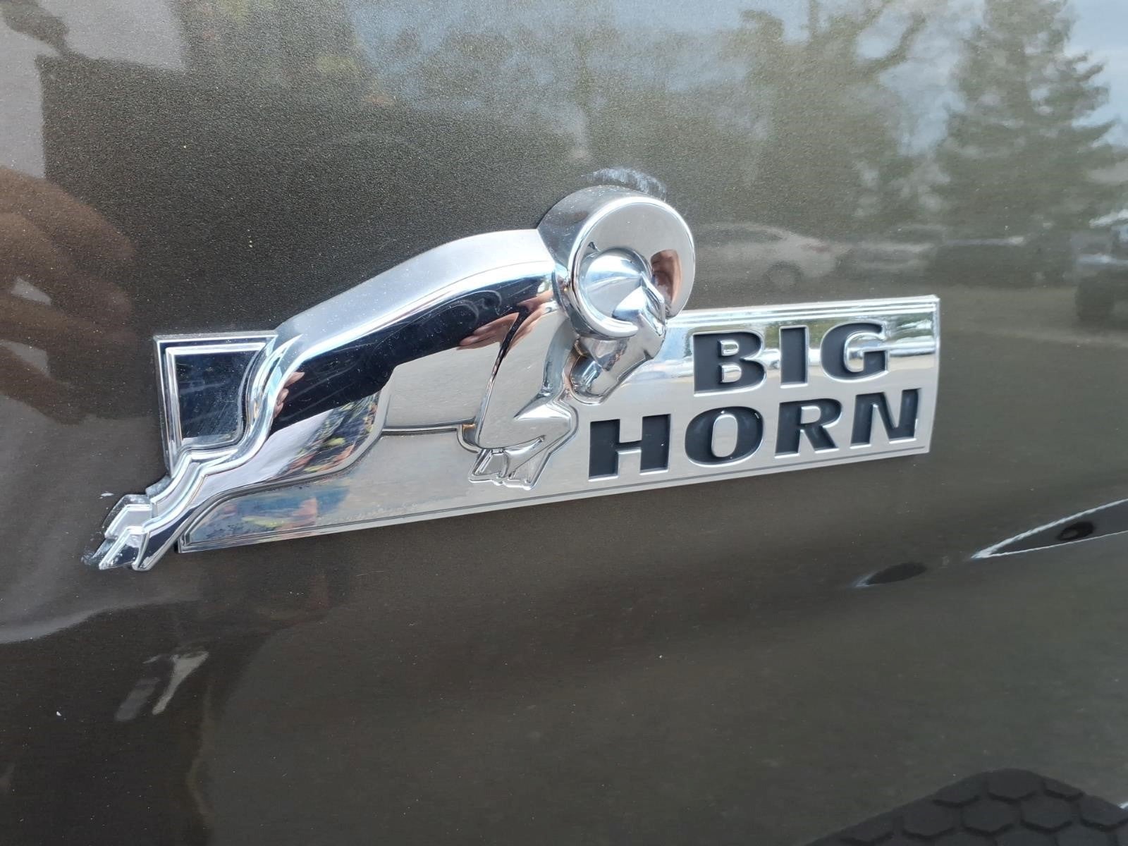 2012 RAM 1500 4WD CREW CAB 140.5 BIG H