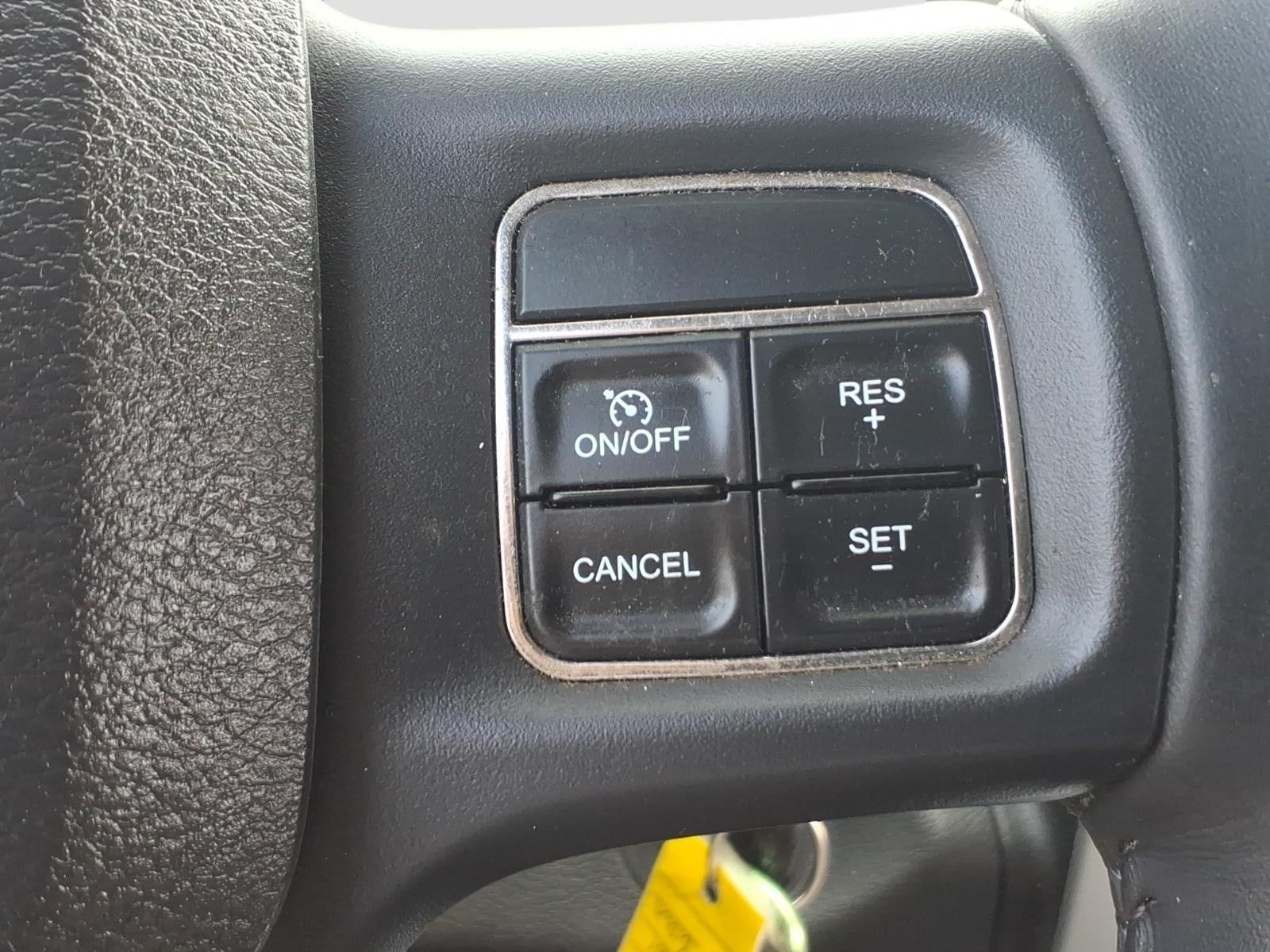 2012 RAM 1500 4WD CREW CAB 140.5 BIG H