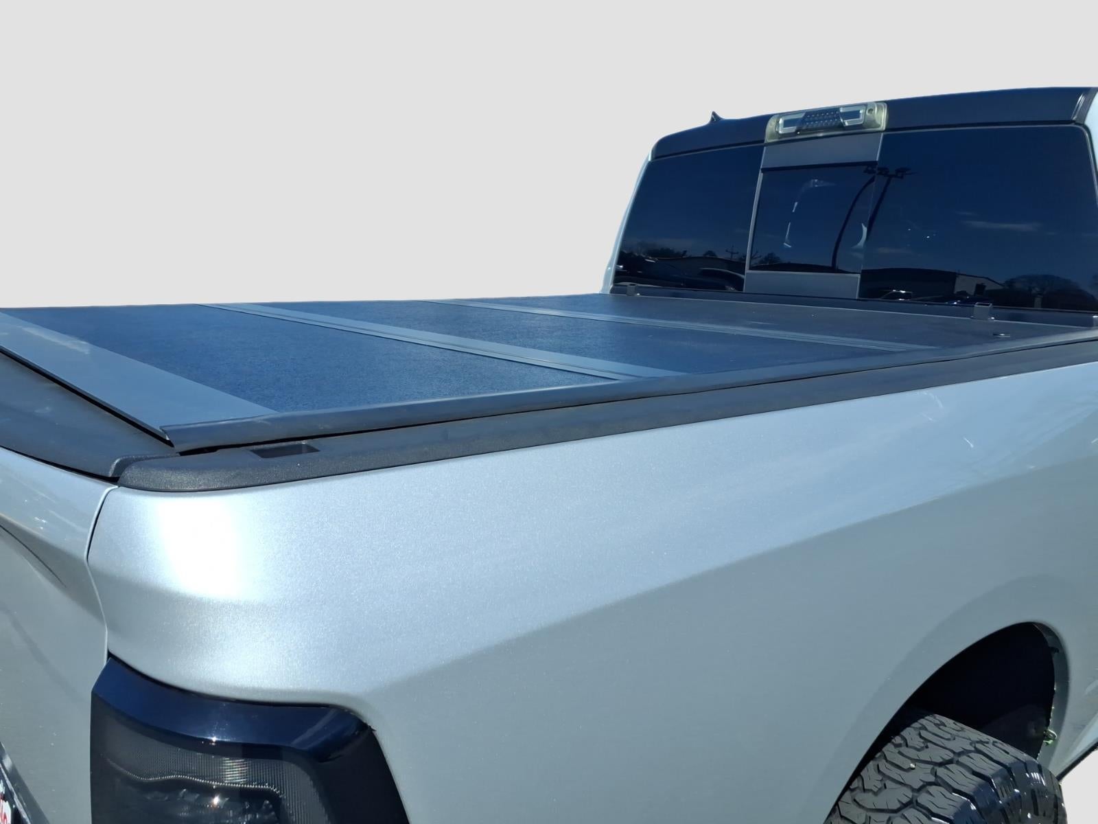 2014 RAM 1500 4WD QUAD CAB 140.5 BIG H