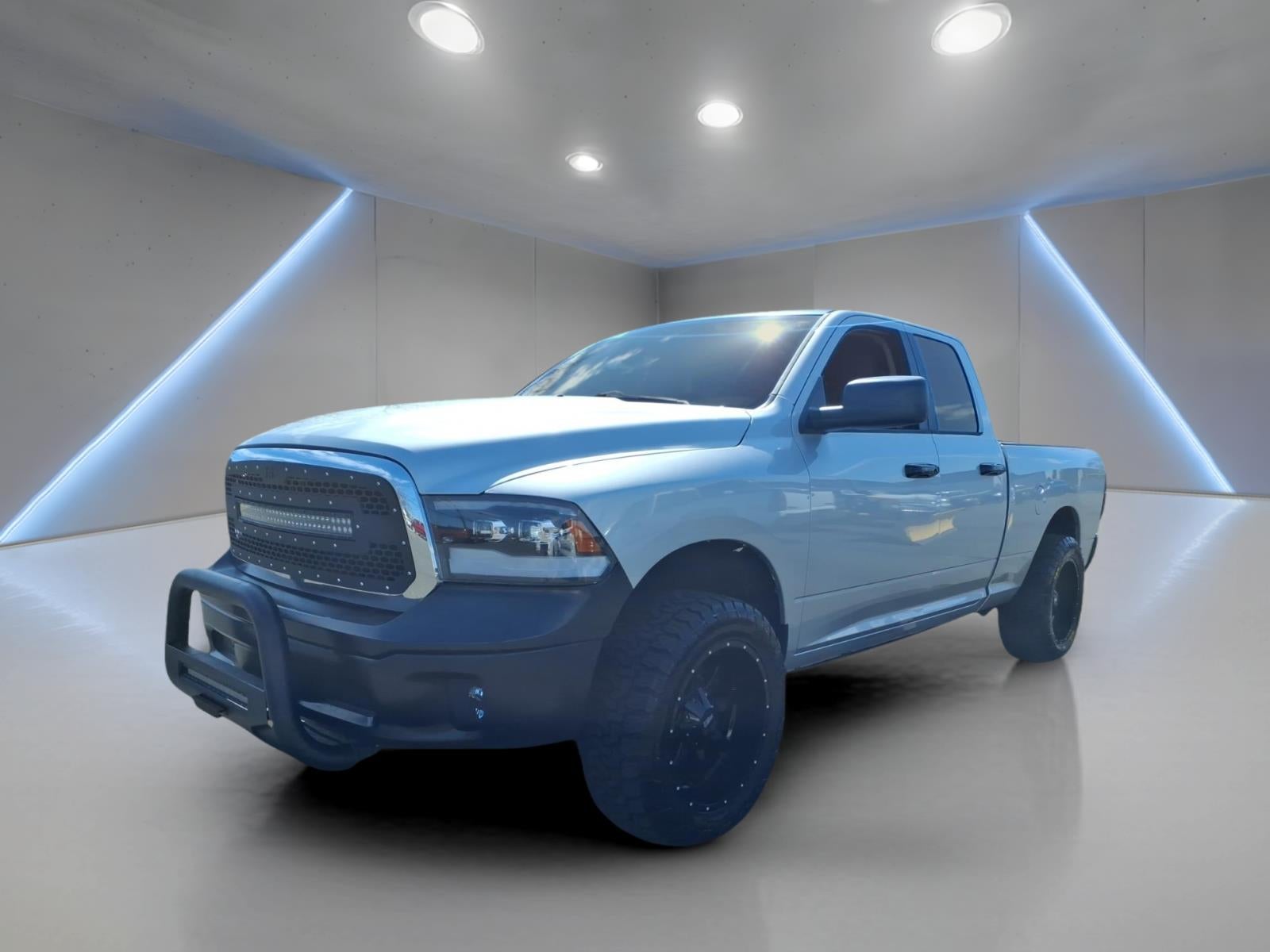 2014 RAM 1500 4WD QUAD CAB 140.5 BIG H