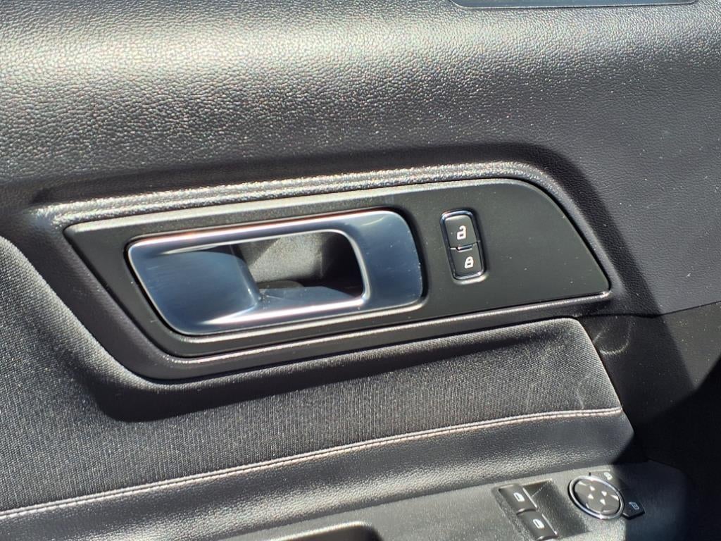 2021 Ford Mustang ECOBOOST FASTBACK