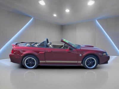 2004 Ford Mustang GT Deluxe