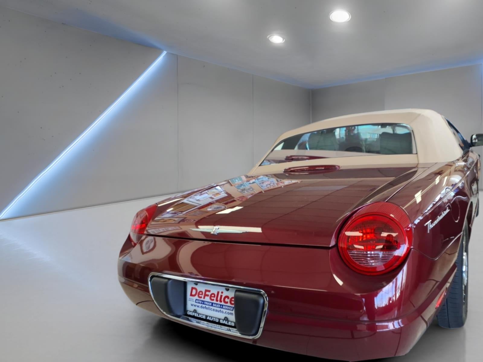 2004 Ford Thunderbird Deluxe