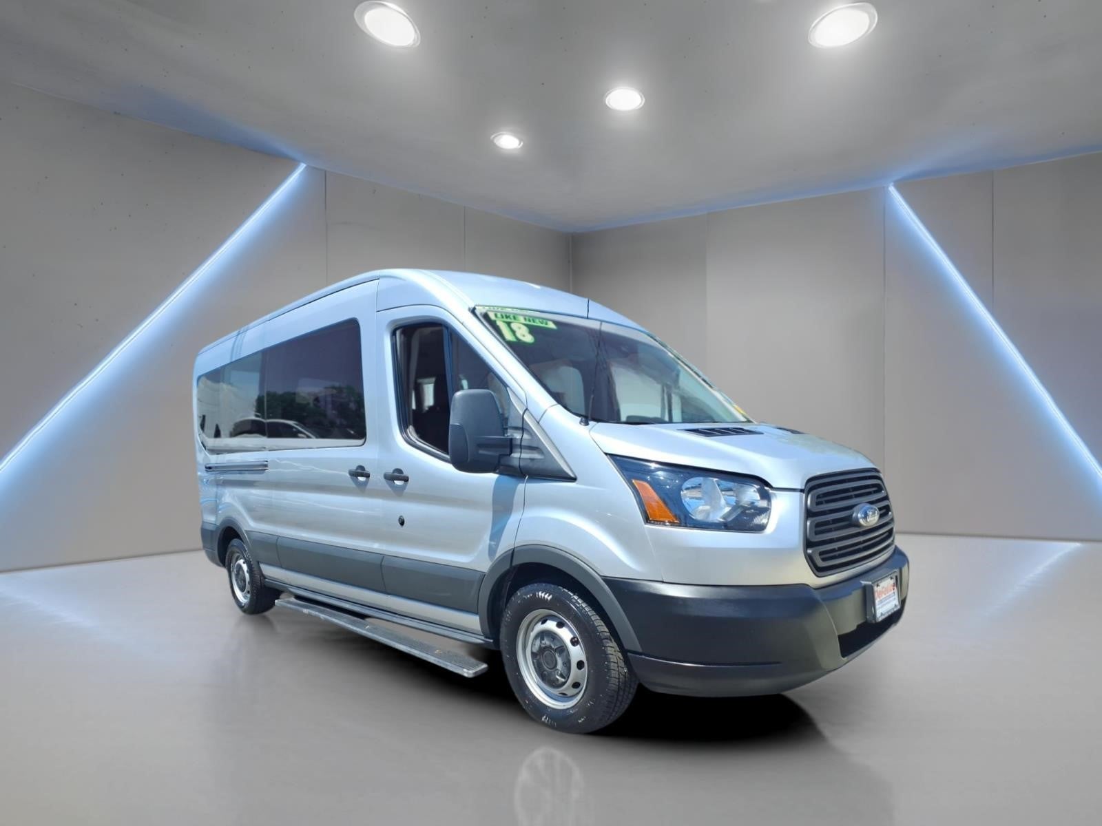 2018 Ford Transit 350 XL Wagon Med Roof Sliding Pass. 148's photo