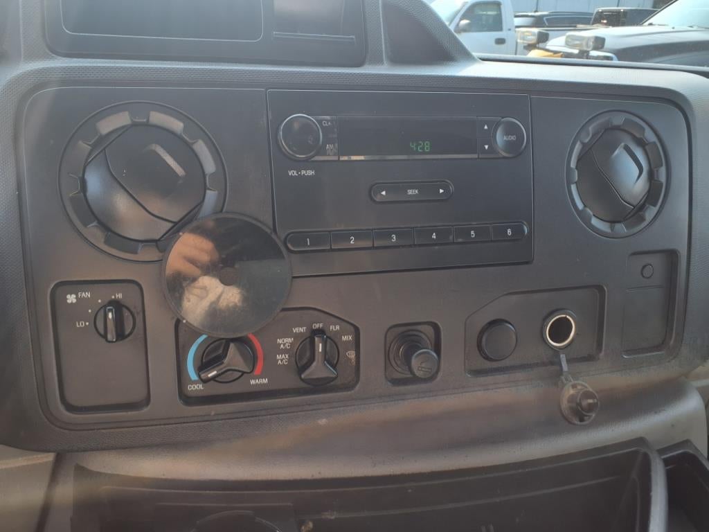 2010 Ford E-Series E-350 SD