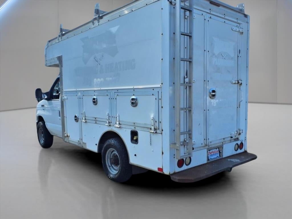 2010 Ford E-Series E-350 SD