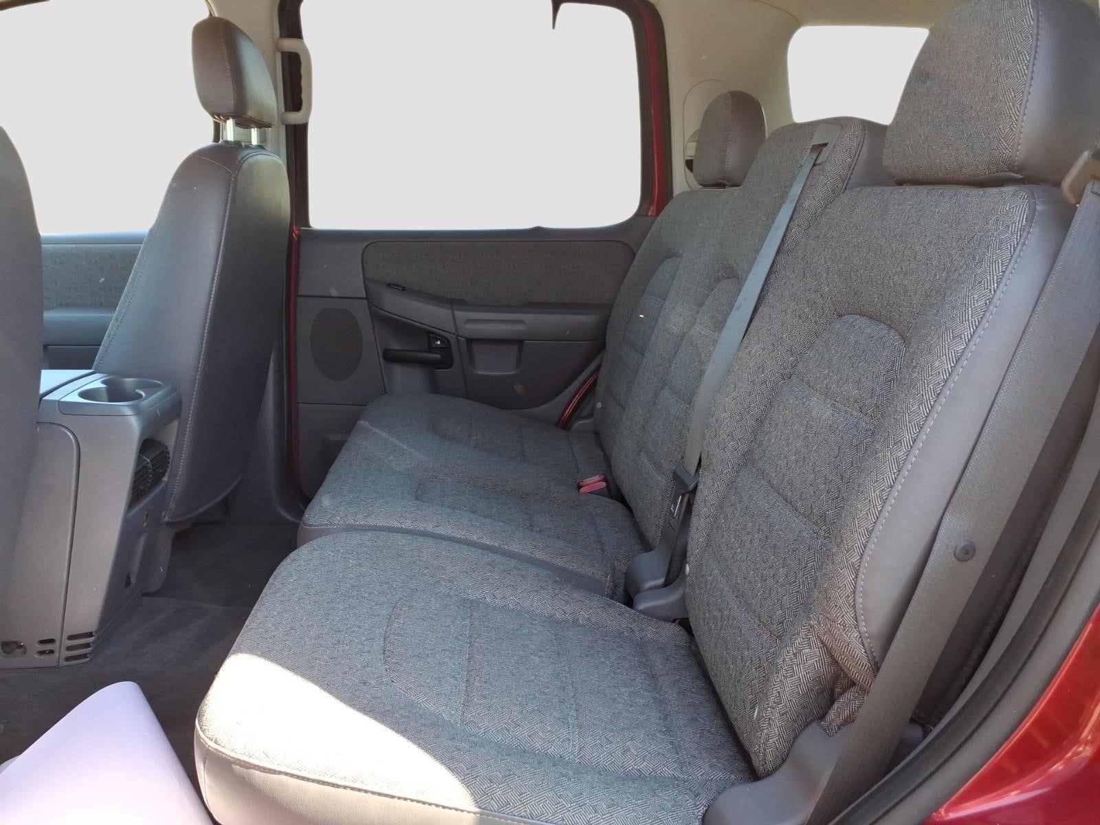 2005 Ford Explorer XLS