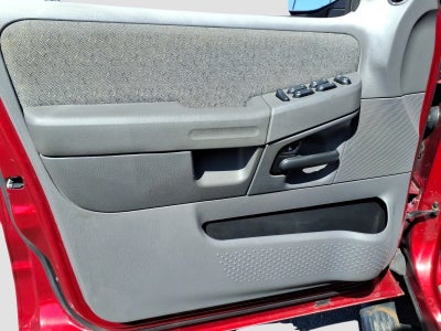 2005 Ford Explorer XLS