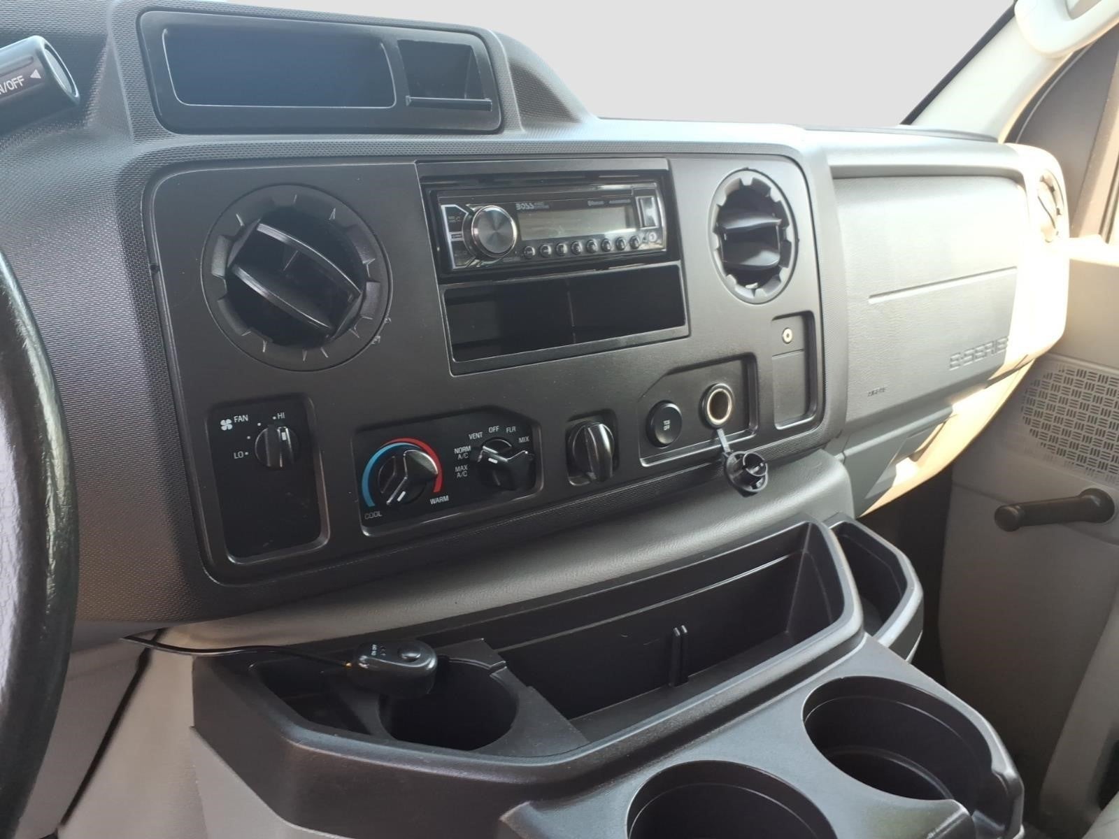2014 Ford E-Series E-150