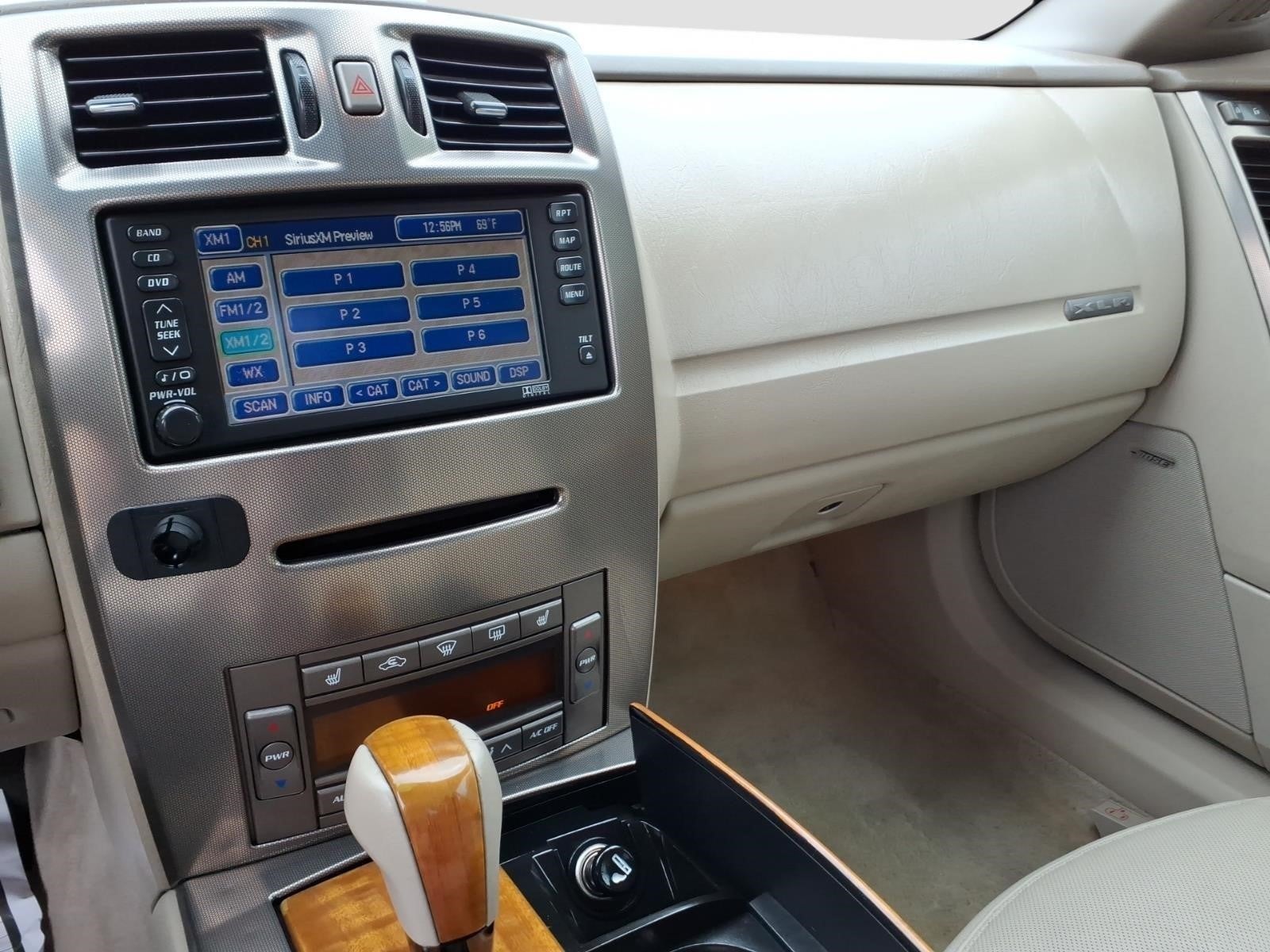 2005 Cadillac XLR Base