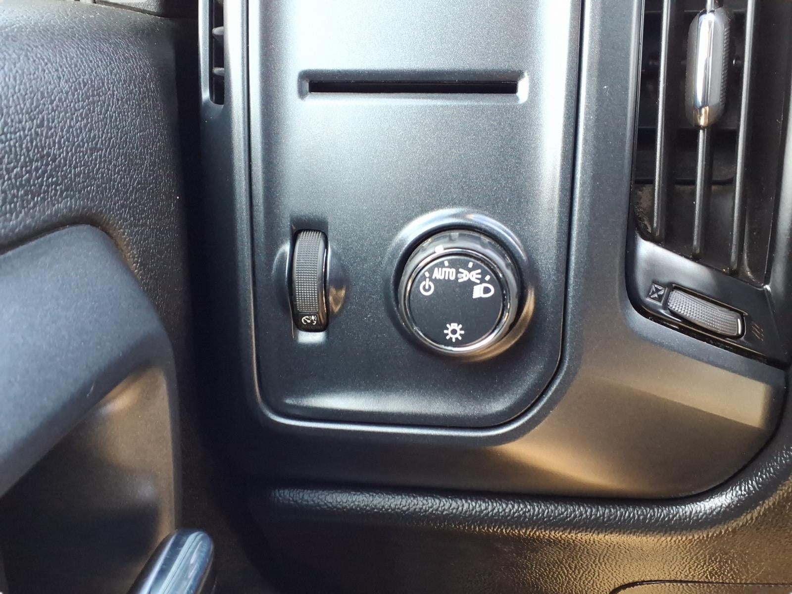 2018 Chevrolet Silverado 1500 4WD DOUBLE CAB 143.5 WOR