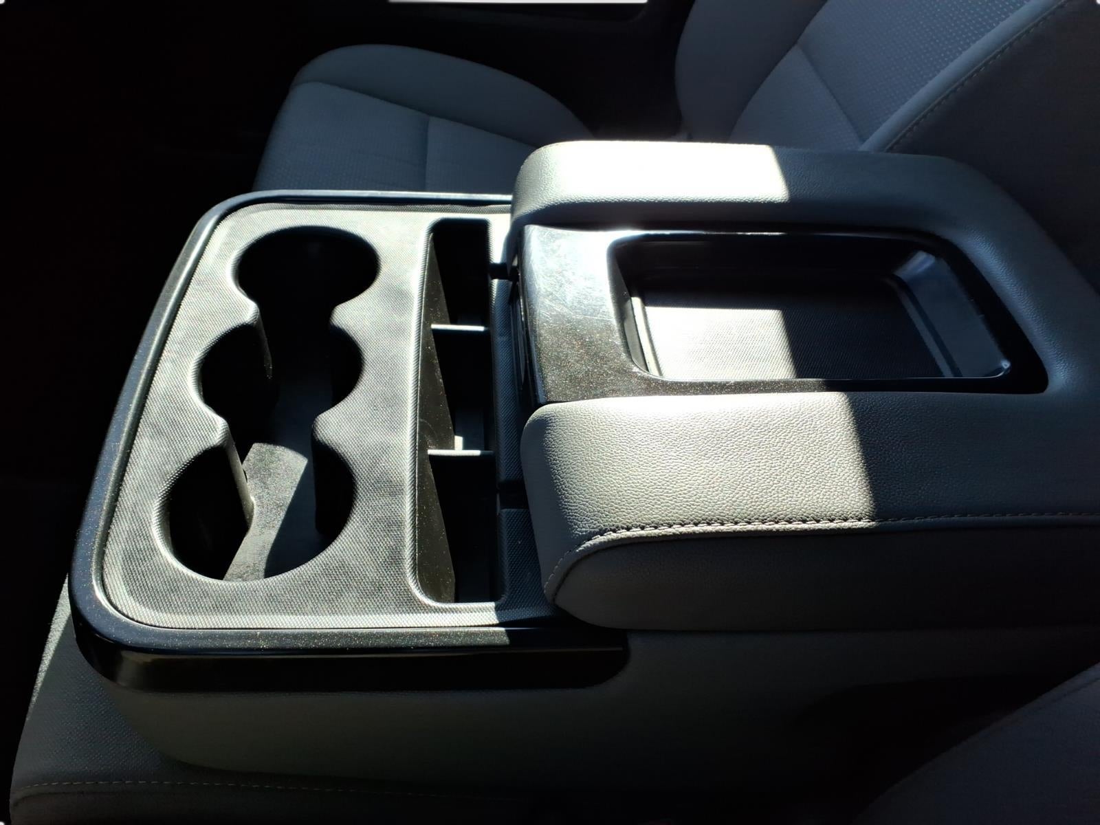 2018 Chevrolet Silverado 1500 4WD DOUBLE CAB 143.5 WOR