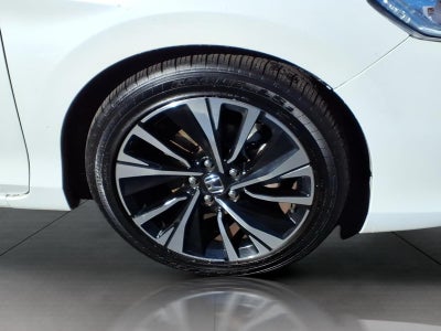 2017 Honda Accord EX-L w/Navi w/Honda Sensing