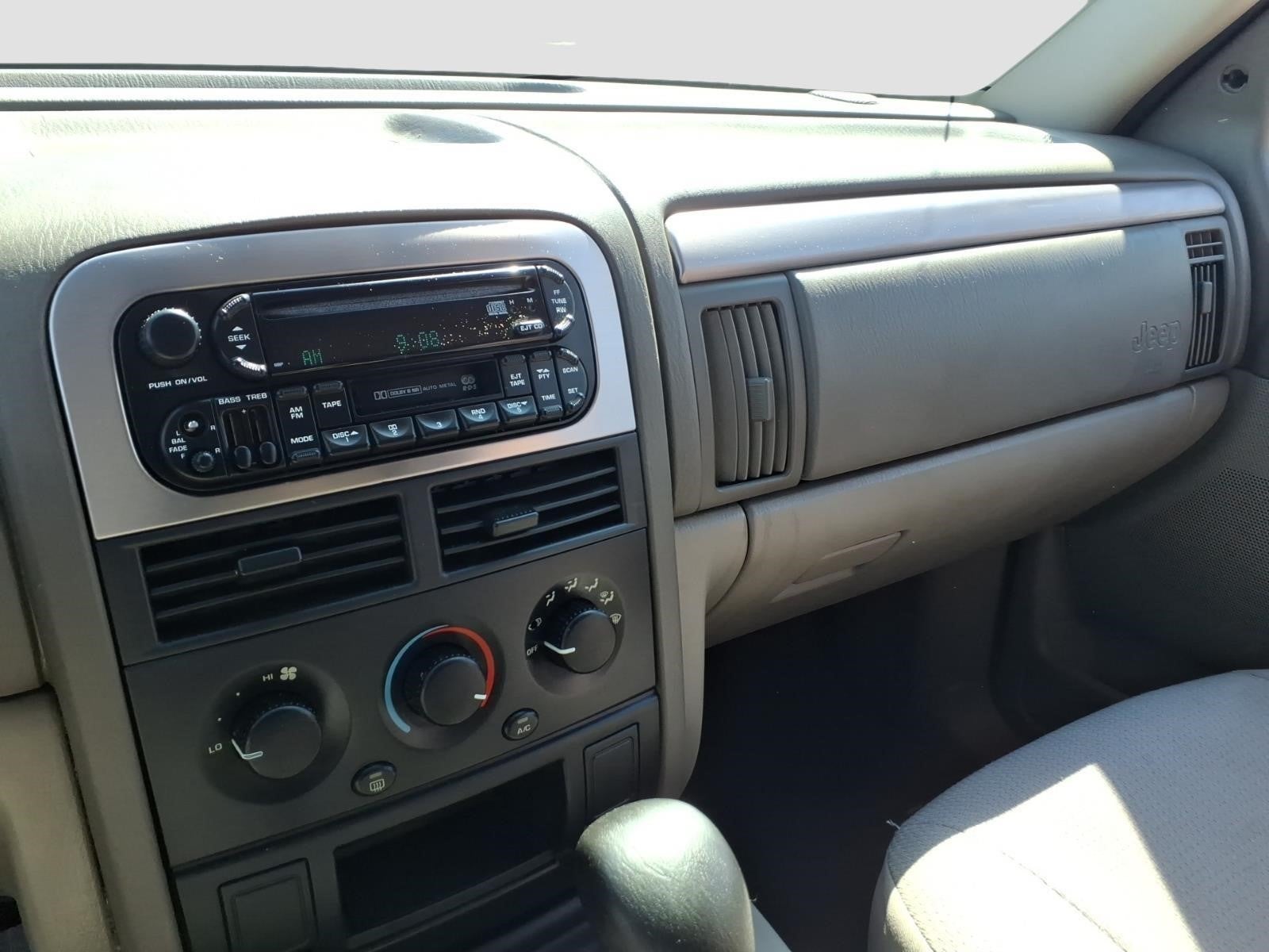 2003 Jeep Grand Cherokee Laredo