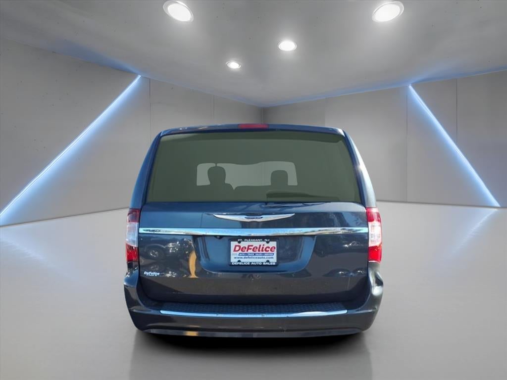 2011 Chrysler Town and Country Touring