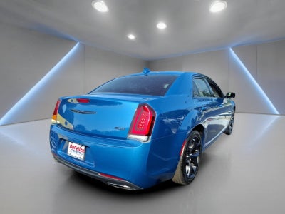 2020 Chrysler 300 Touring