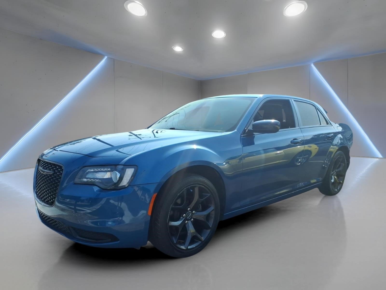 2020 Chrysler 300 Touring