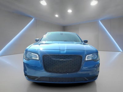 2020 Chrysler 300 Touring