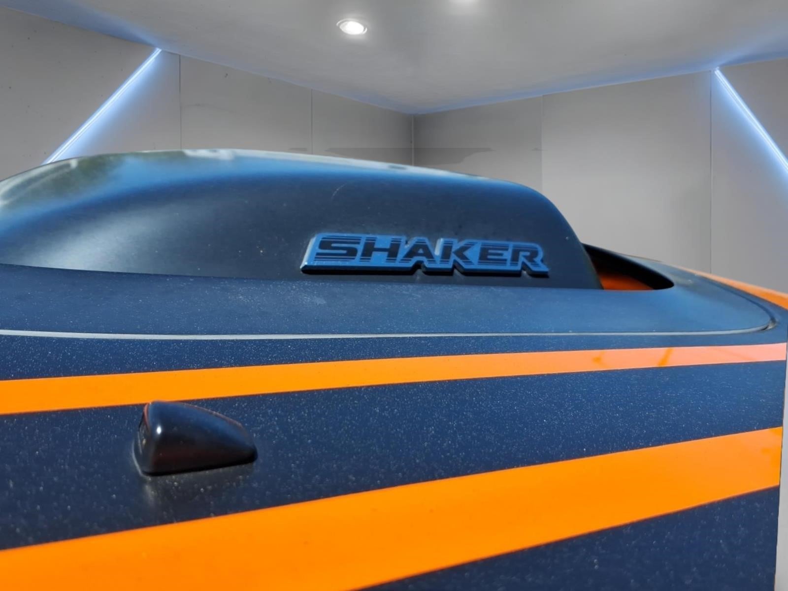 2014 Dodge Challenger SHAKER PKG
