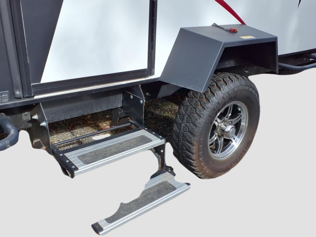 2021 Not SpecifiWinnebago H170S Hike Travel Trailer