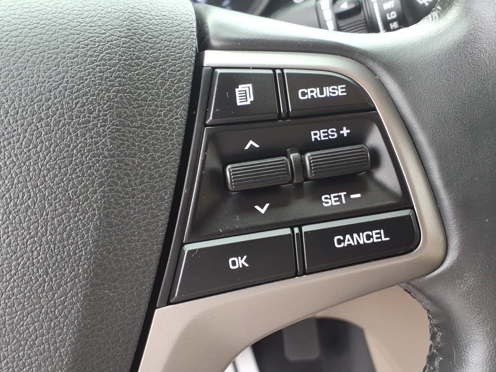 2017 Hyundai ELANTRA Value Edition