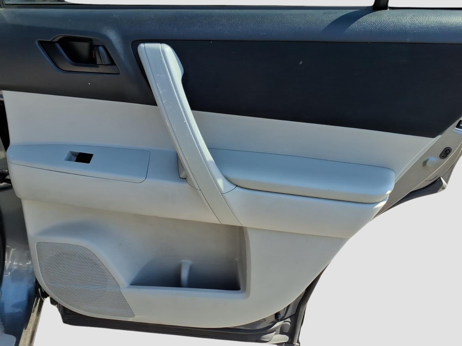 2012 Toyota Highlander Base