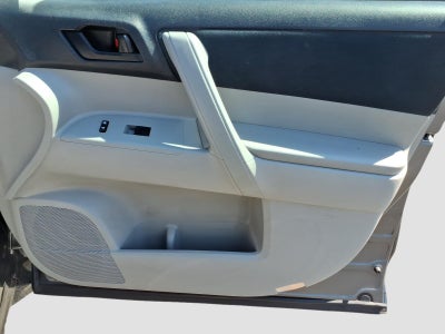 2012 Toyota Highlander Base