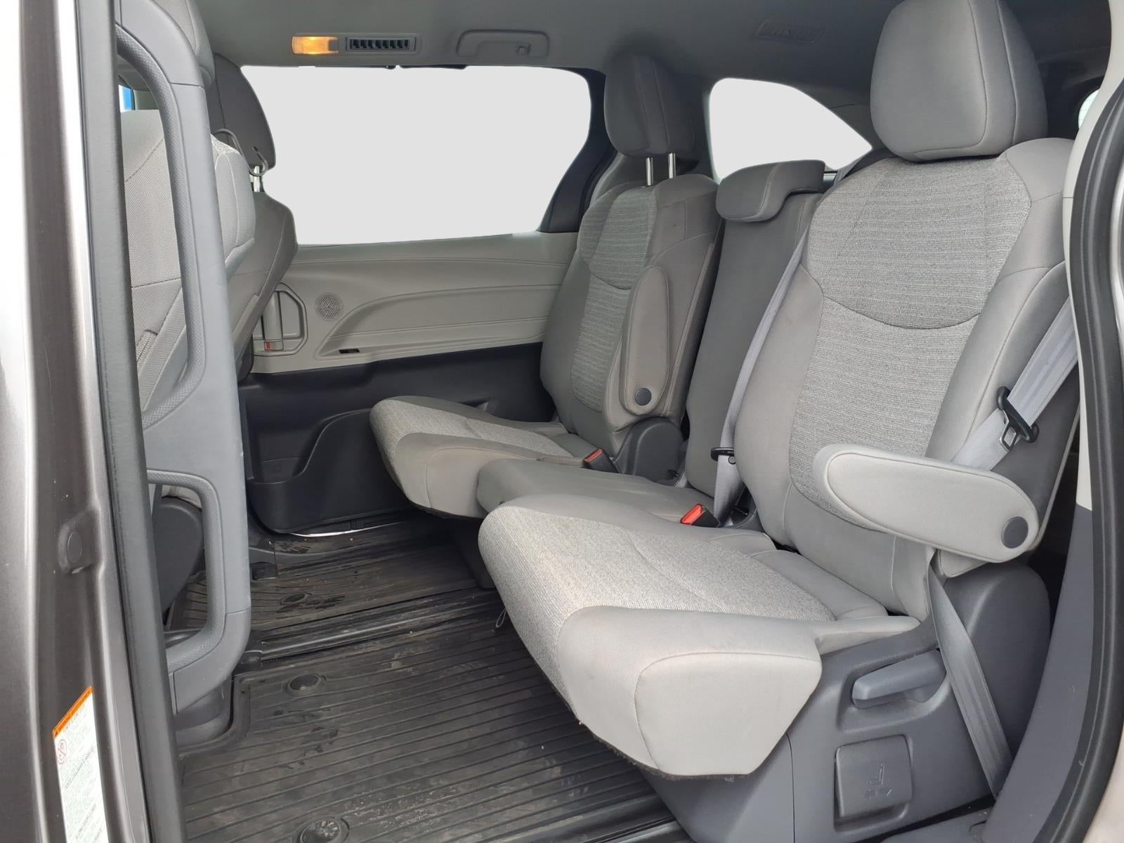 2021 Toyota Sienna LE 8-Passenger