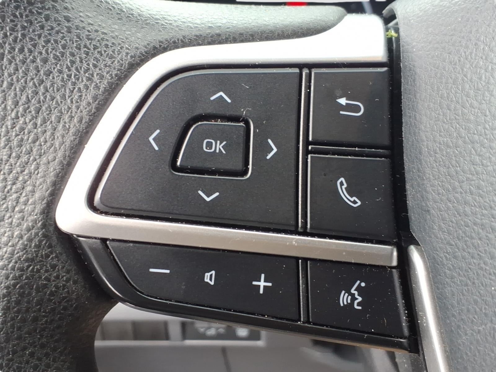 2021 Toyota Sienna LE 8-Passenger