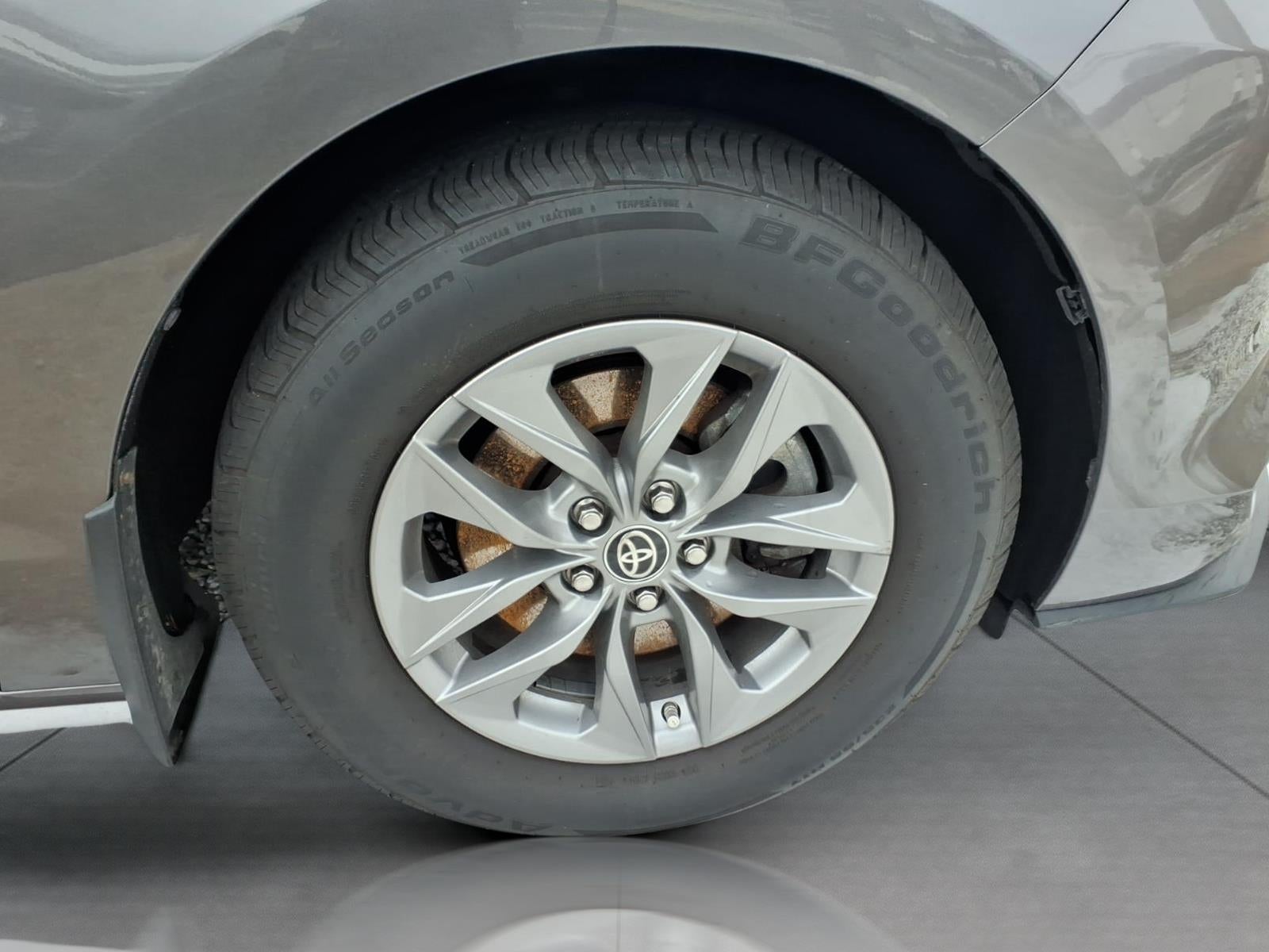 2021 Toyota Sienna LE 8-Passenger