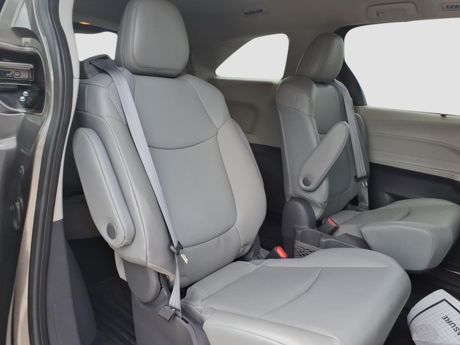 2021 Toyota Sienna XLE 7-Passenger