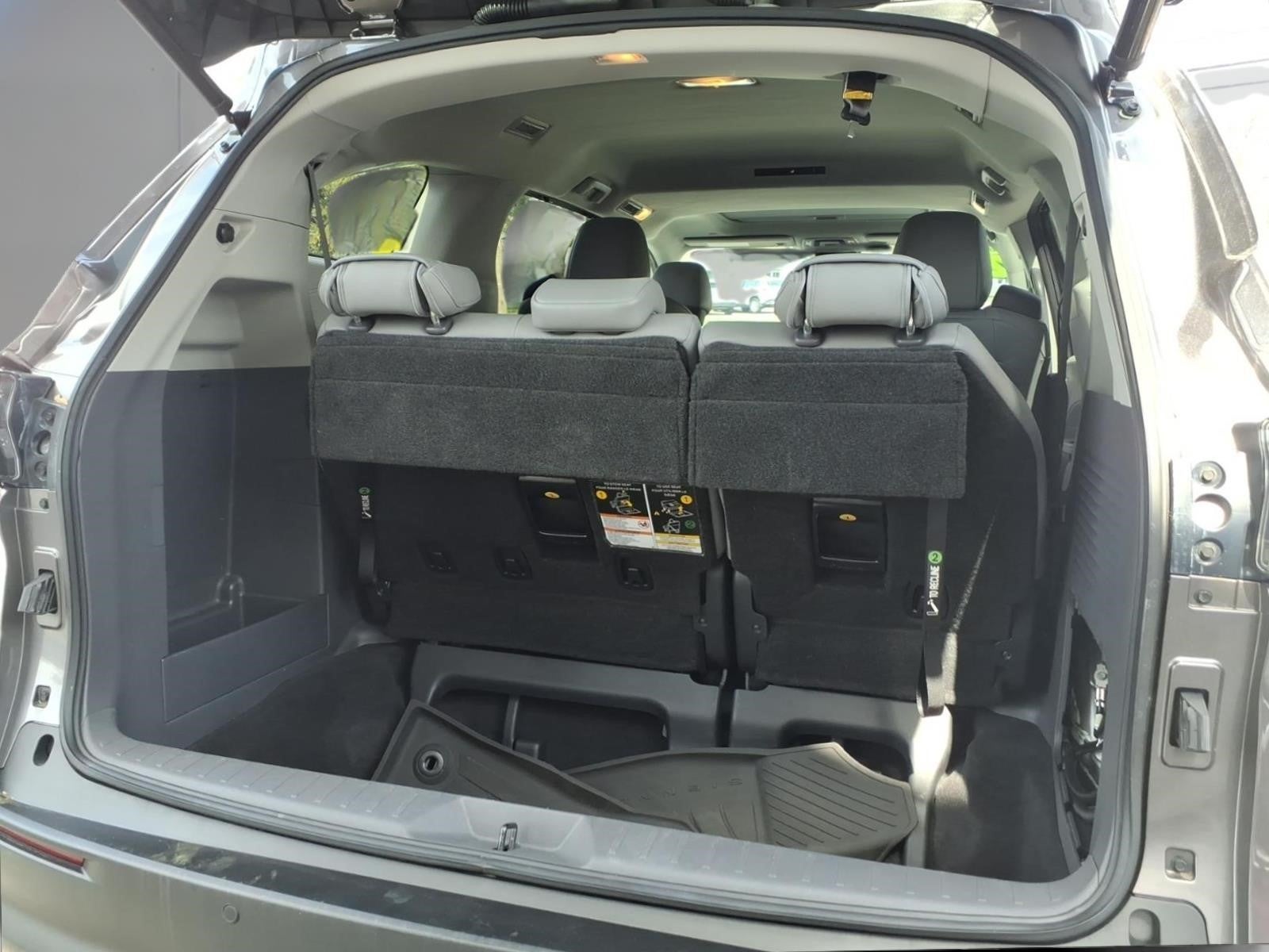 2021 Toyota Sienna XLE 7-Passenger