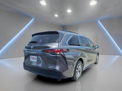 2021 Toyota Sienna XLE 7-Passenger