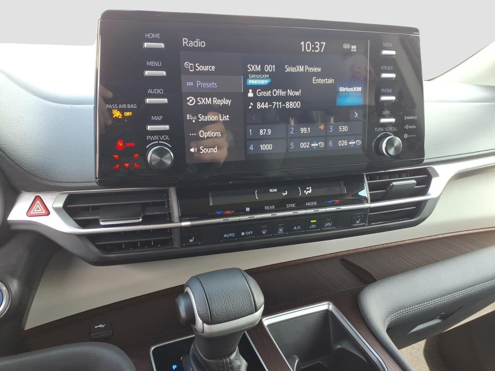 2021 Toyota Sienna XLE 7-Passenger