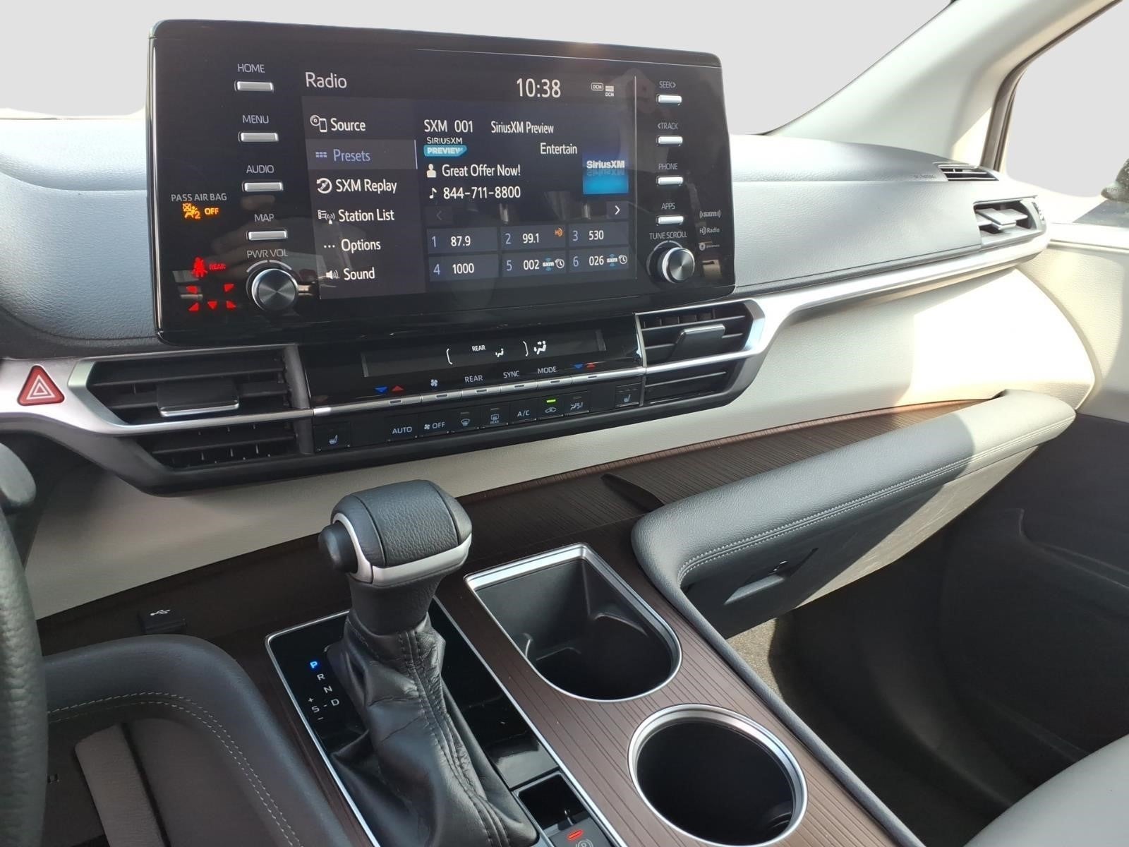 2021 Toyota Sienna XLE 7-Passenger