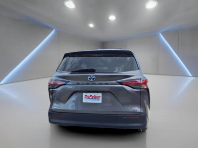 2021 Toyota Sienna XLE 7-Passenger
