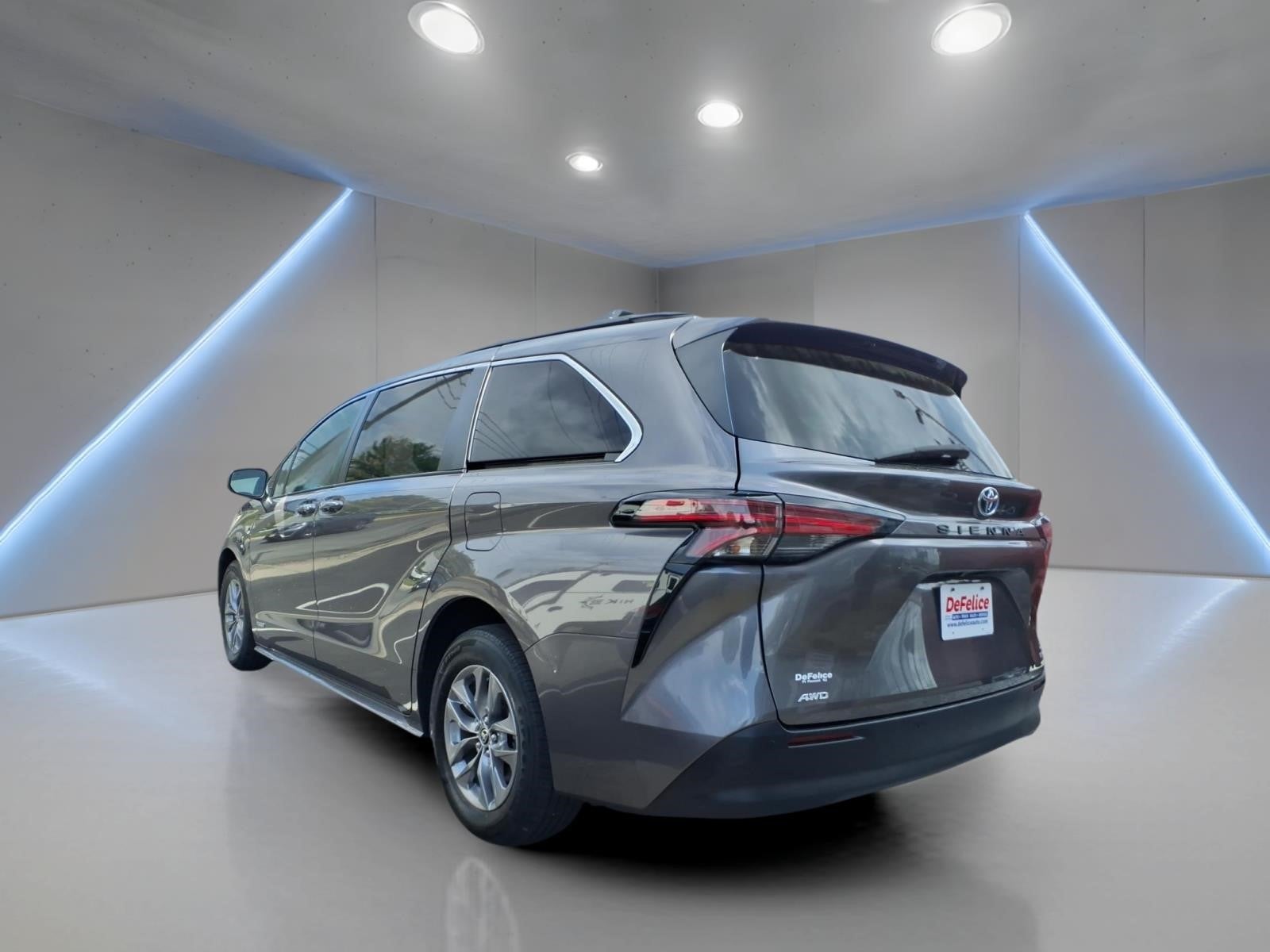 2021 Toyota Sienna XLE 7-Passenger