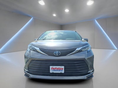 2021 Toyota Sienna XLE 7-Passenger