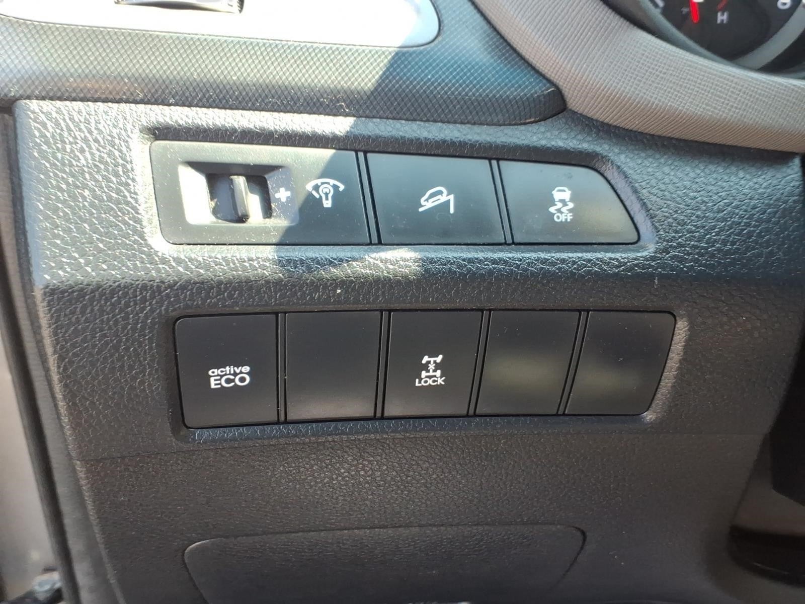 2016 Hyundai SANTA FE Sport 2.4L
