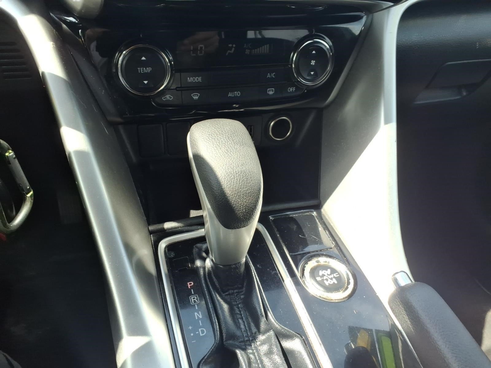 2019 Mitsubishi Eclipse Cross LE