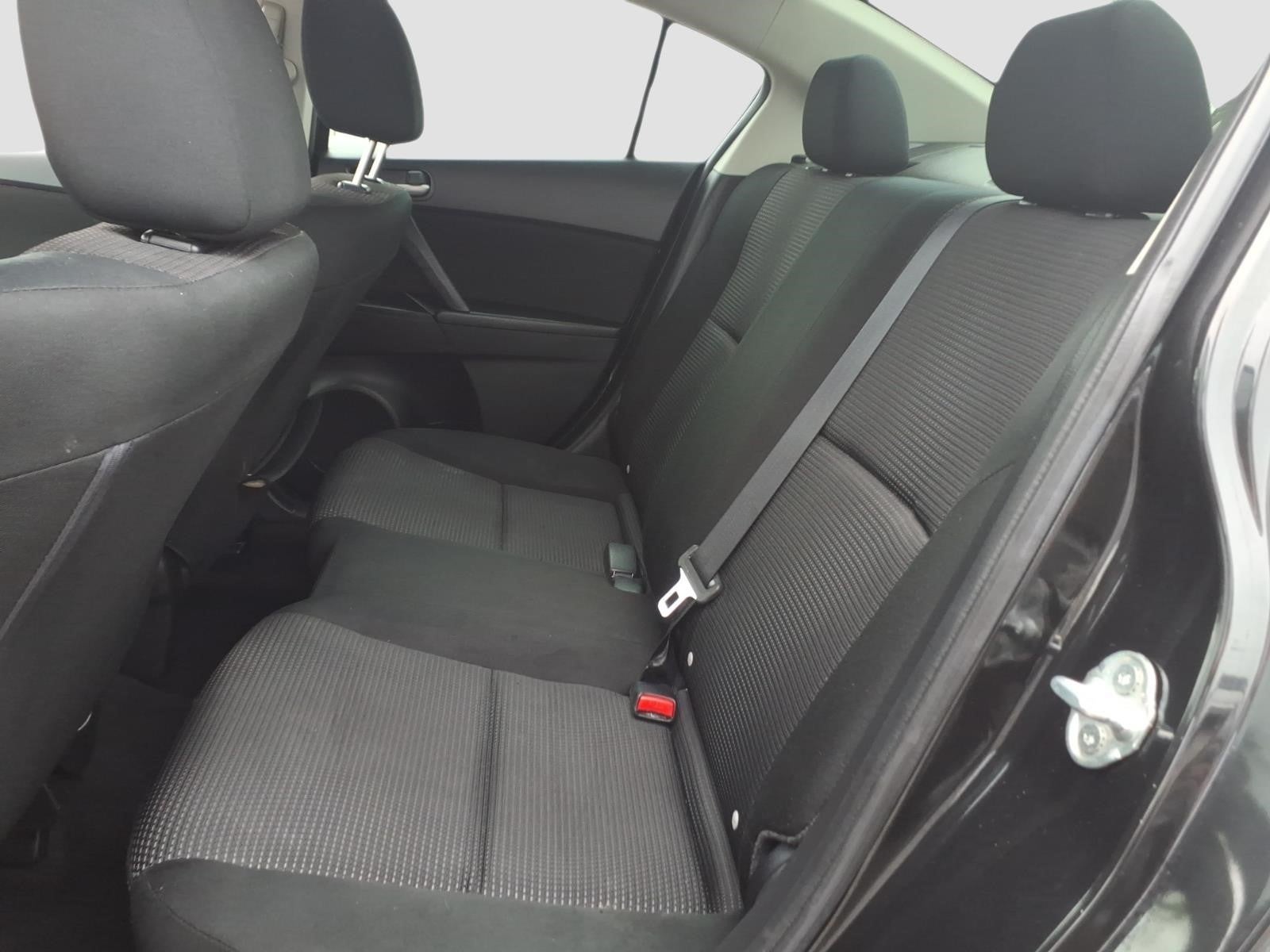 2013 Mazda Mazda3 i SV